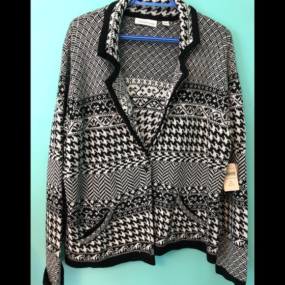 Black and White Sweater Coat - Picture 3 of 4